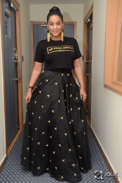 Mumaith-Khan-Birthday-Interview-At-Big-Fm